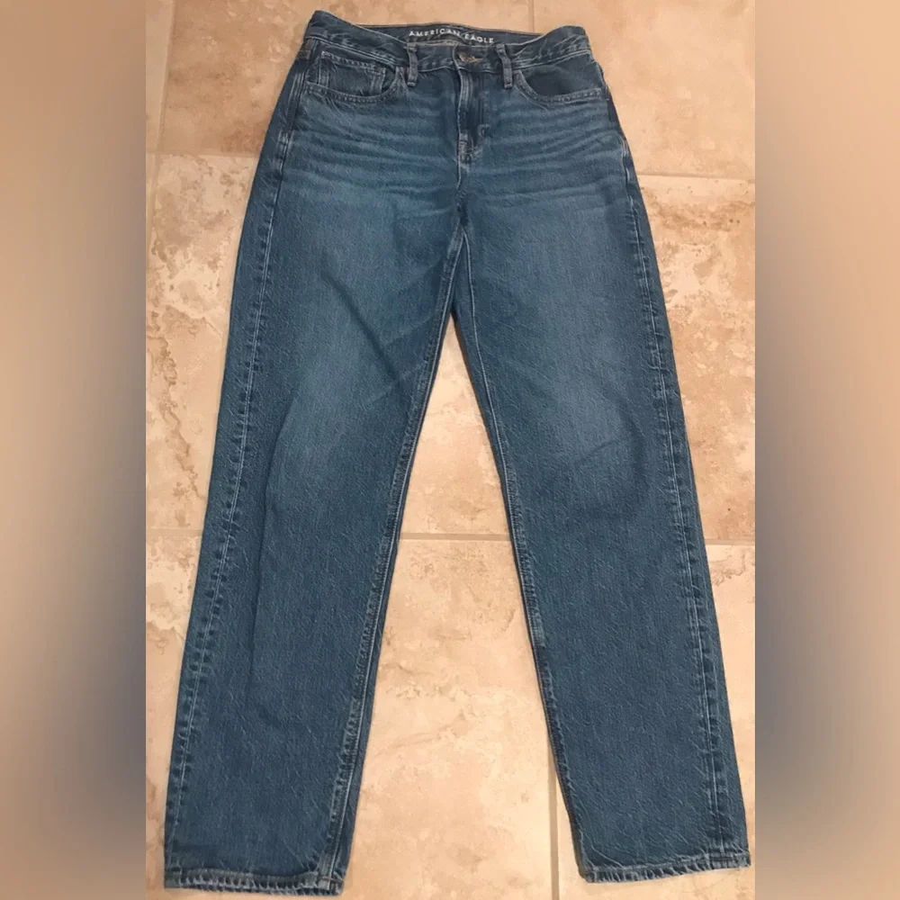 AE '90s Straight Rigid Jean (Classic Blue) - Size 2 - Picture 5 of 13